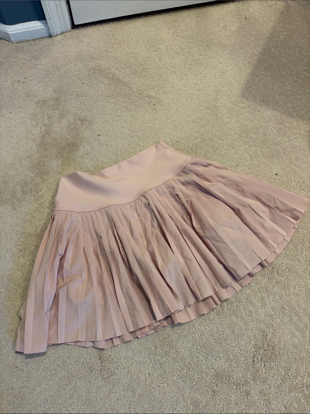 ALO Yoga Blush Pink Pleated Skater Skirt